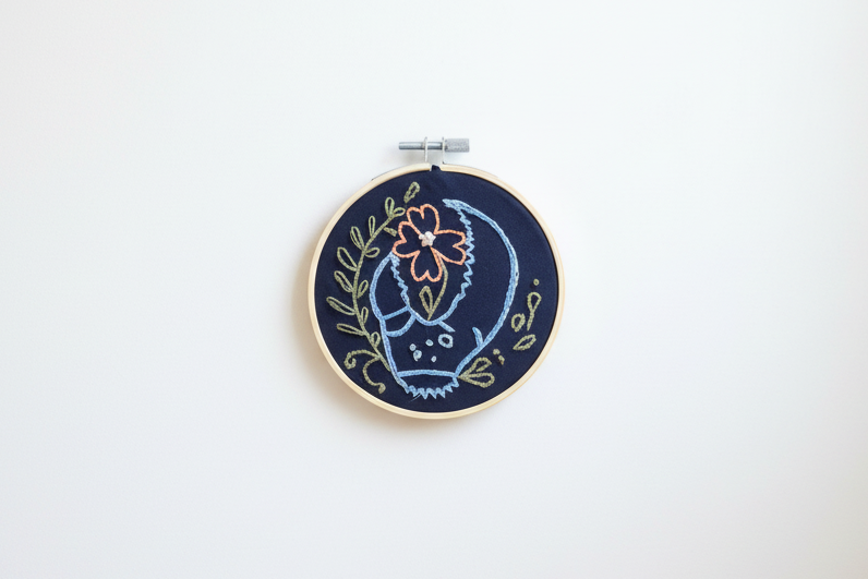 Blue Lobster Claw Embroidery Hoop Art – Nautical Wall Decor – Coastal Ocean Embroidery – Small Beach House Decor – Handmade Needle Art
