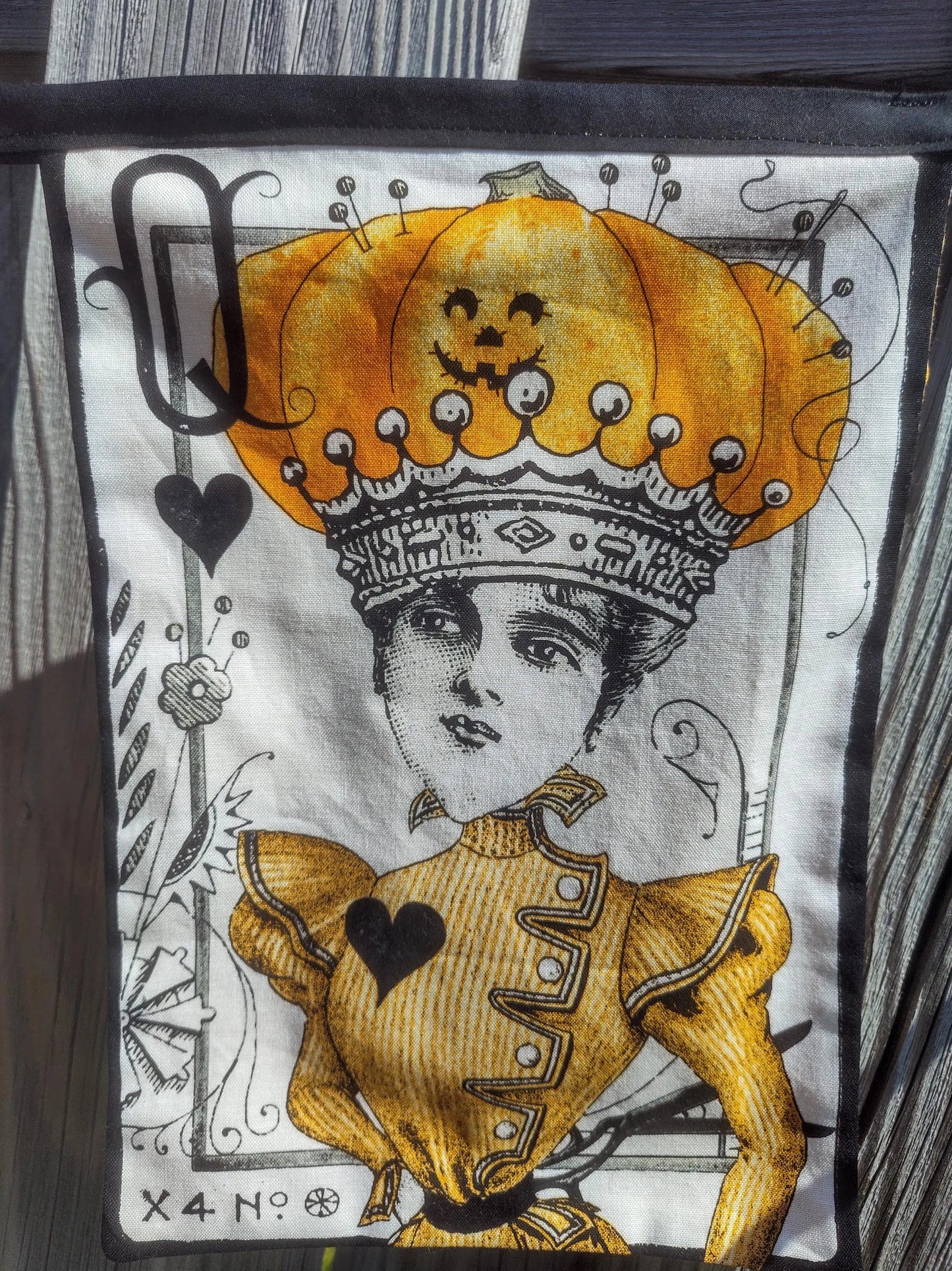Halloween Queens Bunting - Spooky Party Decoration - Playing Card Theme