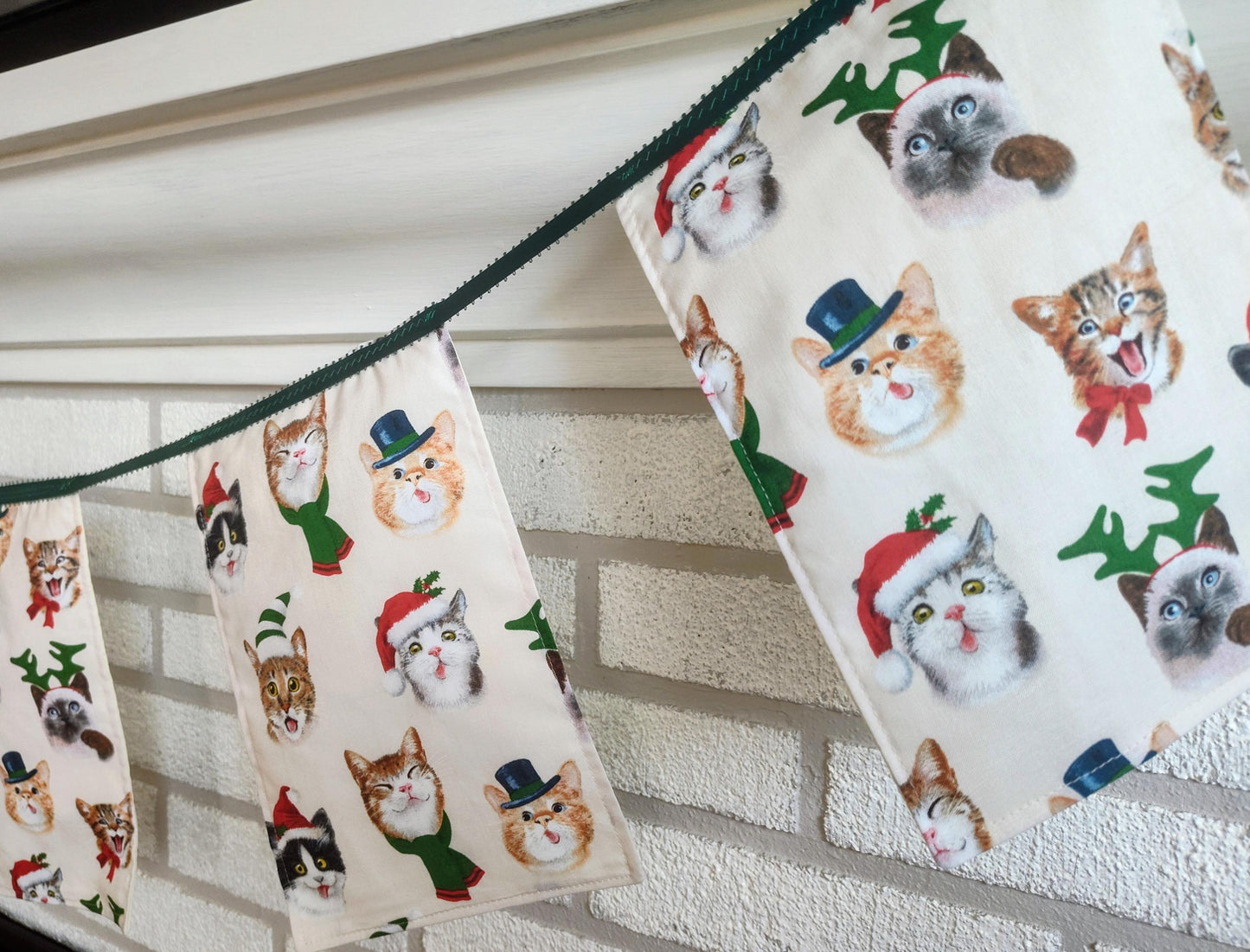 Holiday Bunting - Christmas Cats Festive  Decoration