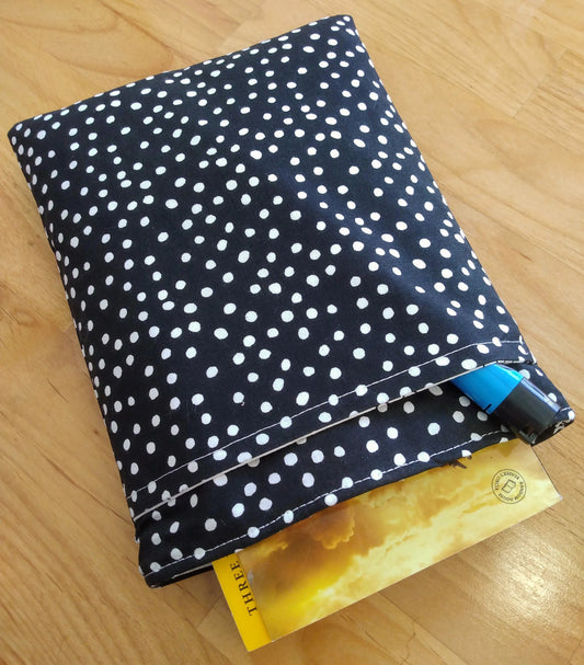 Polka Dot Padded Book Sleeve with Pocket: Tablet, eReader, Kindle - Canadian Made