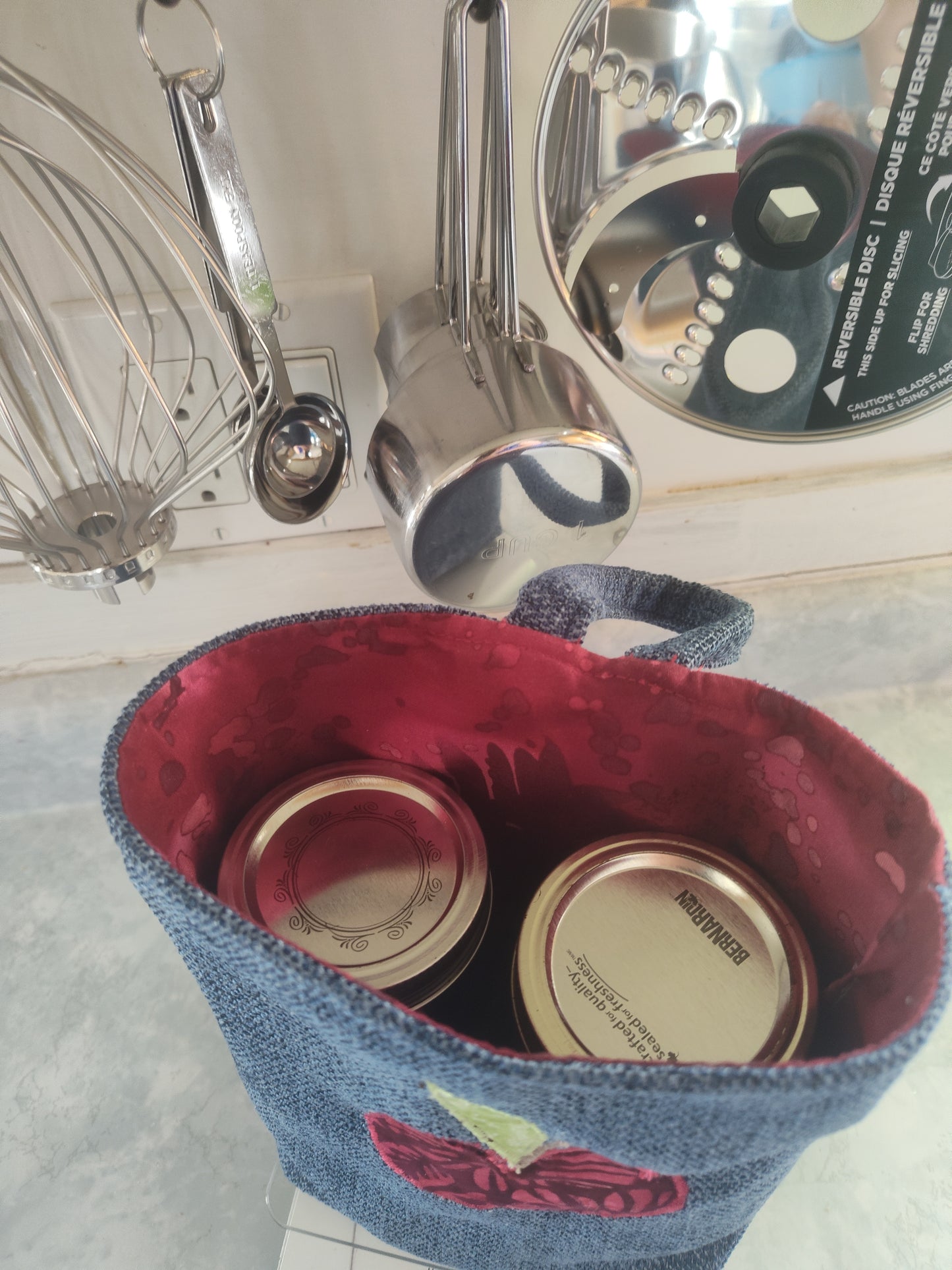 Hanging Kitchen Basket - Apple Theme